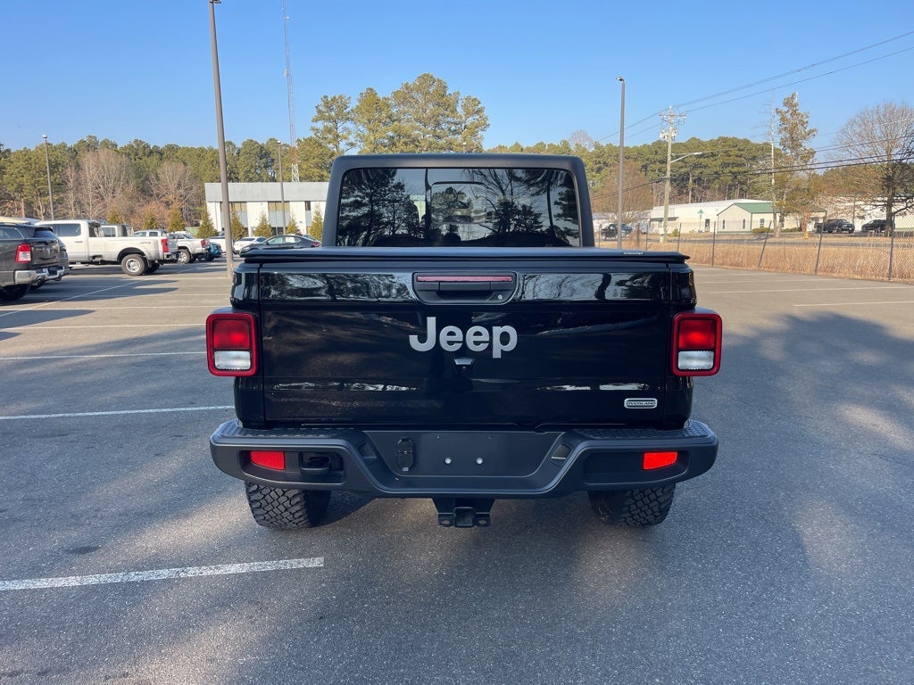 2022 Jeep Gladiator Overland