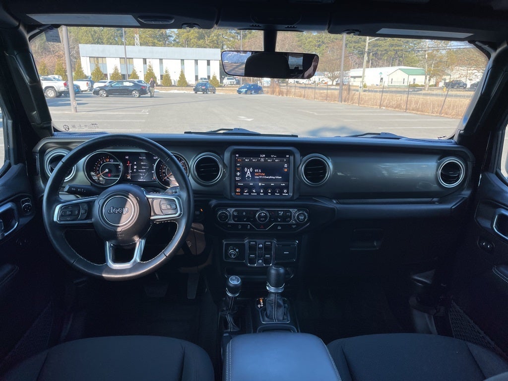 2022 Jeep Gladiator Overland