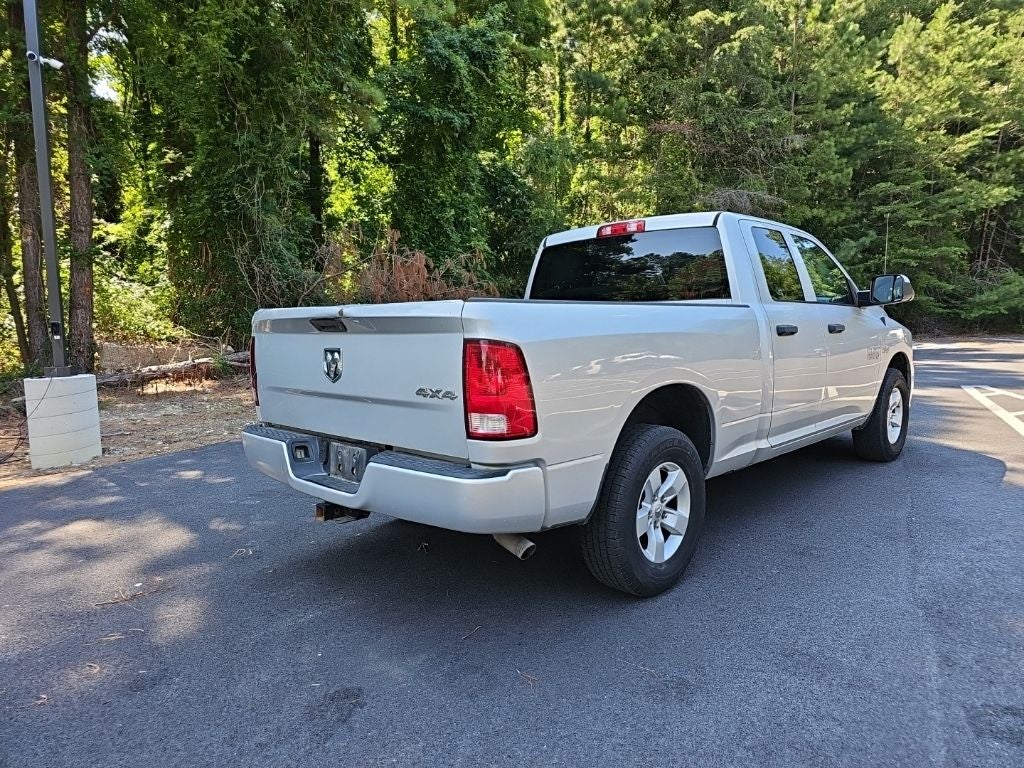2018 RAM 1500 Express *** ONE OWNER ** HEMI V8 ***