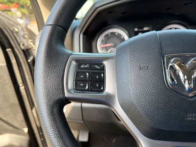 2024 RAM 1500 Classic SLT *** ONE OWNER ***