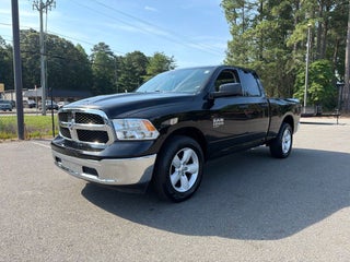 2024 RAM 1500 Classic SLT *** ONE OWNER ***
