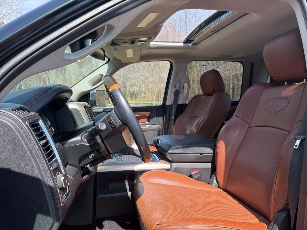 2017 RAM 1500 Laramie Longhorn *** ONE OWNER ** NICE TRUCK ***