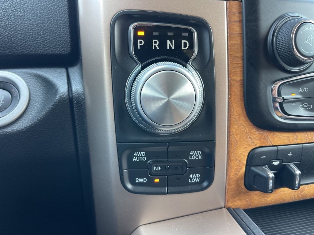 2017 RAM 1500 Laramie Longhorn *** ONE OWNER ** NICE TRUCK ***