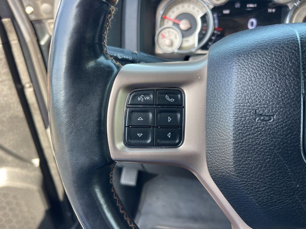 2017 RAM 1500 Laramie Longhorn *** ONE OWNER ** NICE TRUCK ***