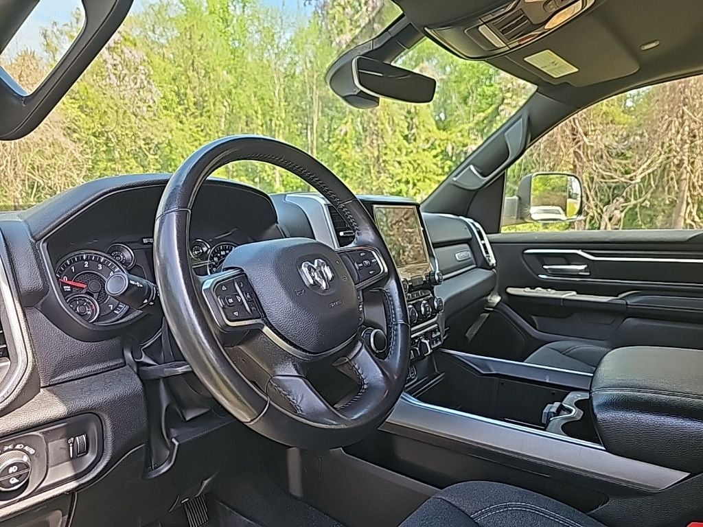 2024 RAM 1500 Big Horn/Lone Star *** ONE OWNER ** LOW MILES ***