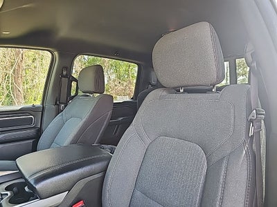 2024 RAM 1500 Big Horn/Lone Star *** ONE OWNER ** LOW MILES ***