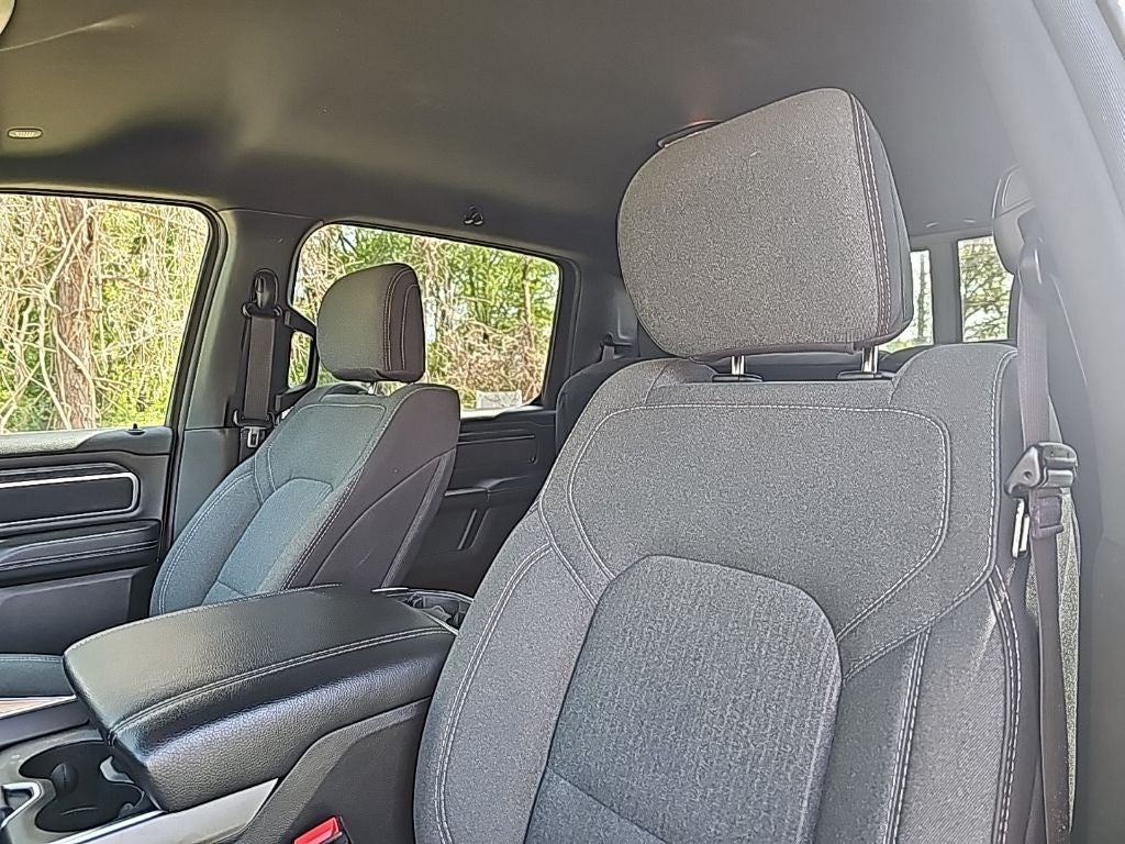 2024 RAM 1500 Big Horn/Lone Star *** ONE OWNER ** LOW MILES ***