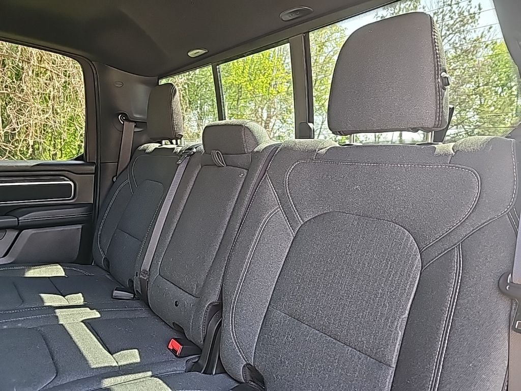 2024 RAM 1500 Big Horn/Lone Star *** ONE OWNER ** LOW MILES ***