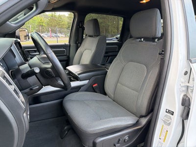 2024 RAM 1500 Big Horn/Lone Star *** ONE OWNER ** LOW MILES ***
