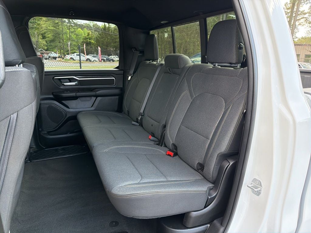 2024 RAM 1500 Big Horn/Lone Star *** ONE OWNER ** LOW MILES ***