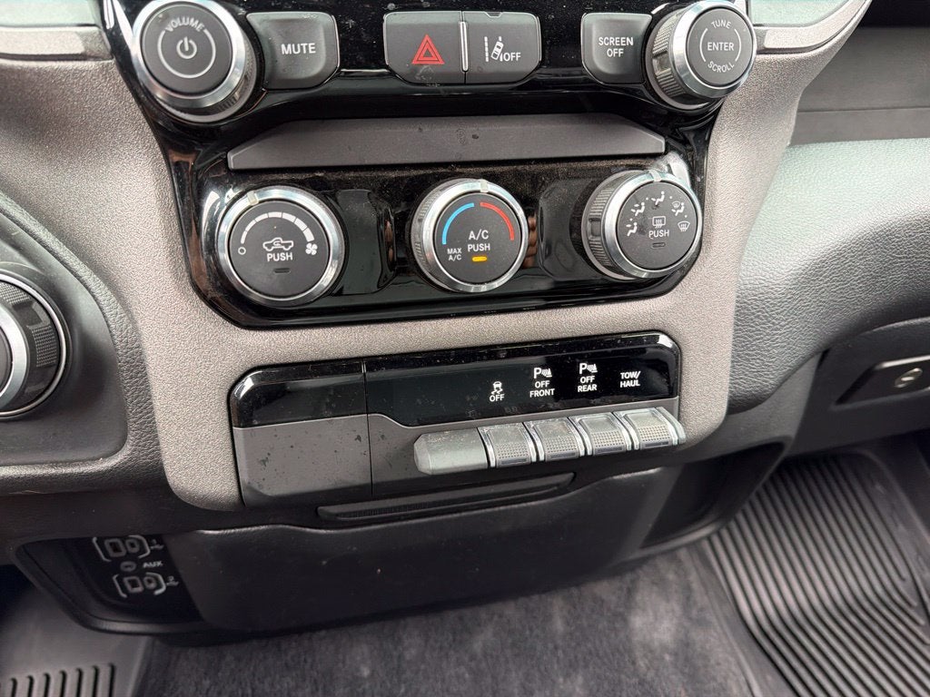 2025 RAM 1500 Tradesman