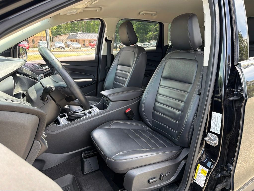 2019 Ford Escape SEL **** ONE OWNER ** CLEAN TRADE ***