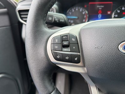 2024 Ford Explorer XLT *** ONE OWNER ** CLEAN TRADE ****