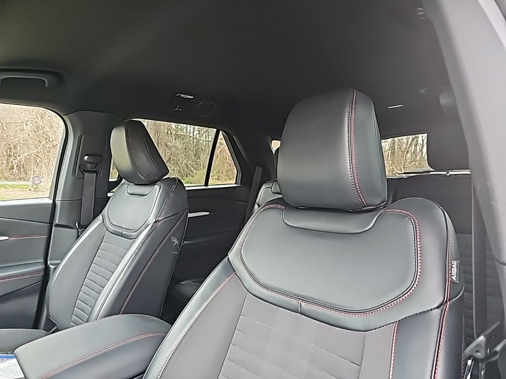 2025 Ford Explorer ST-Line *** ONE OWNER ***