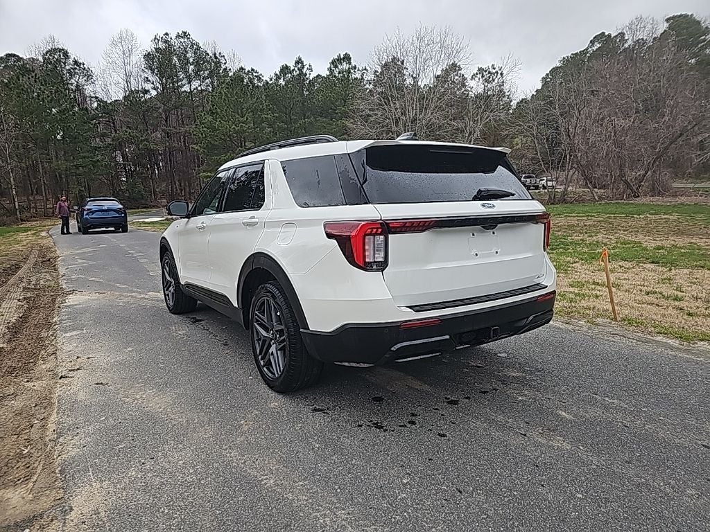 2025 Ford Explorer ST-Line *** ONE OWNER ***