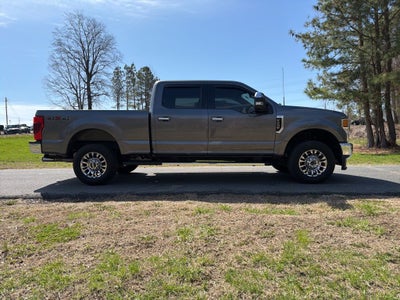 2022 Ford F-250SD XLT *** ONE OWNER ** LOW MILES ***