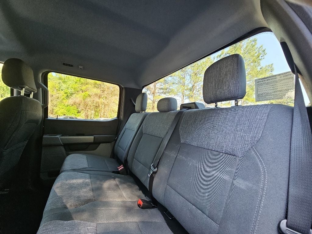 2024 Ford F-350SD XLT DRW *** ONE OWNER ***