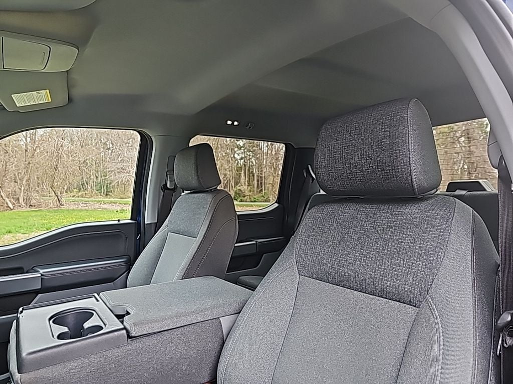 2024 Ford F-150 XLT *** ONE OWNER ***