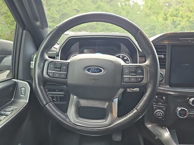 2021 Ford F-150 XLT *** ONE OWNER ** LOW MILES ***