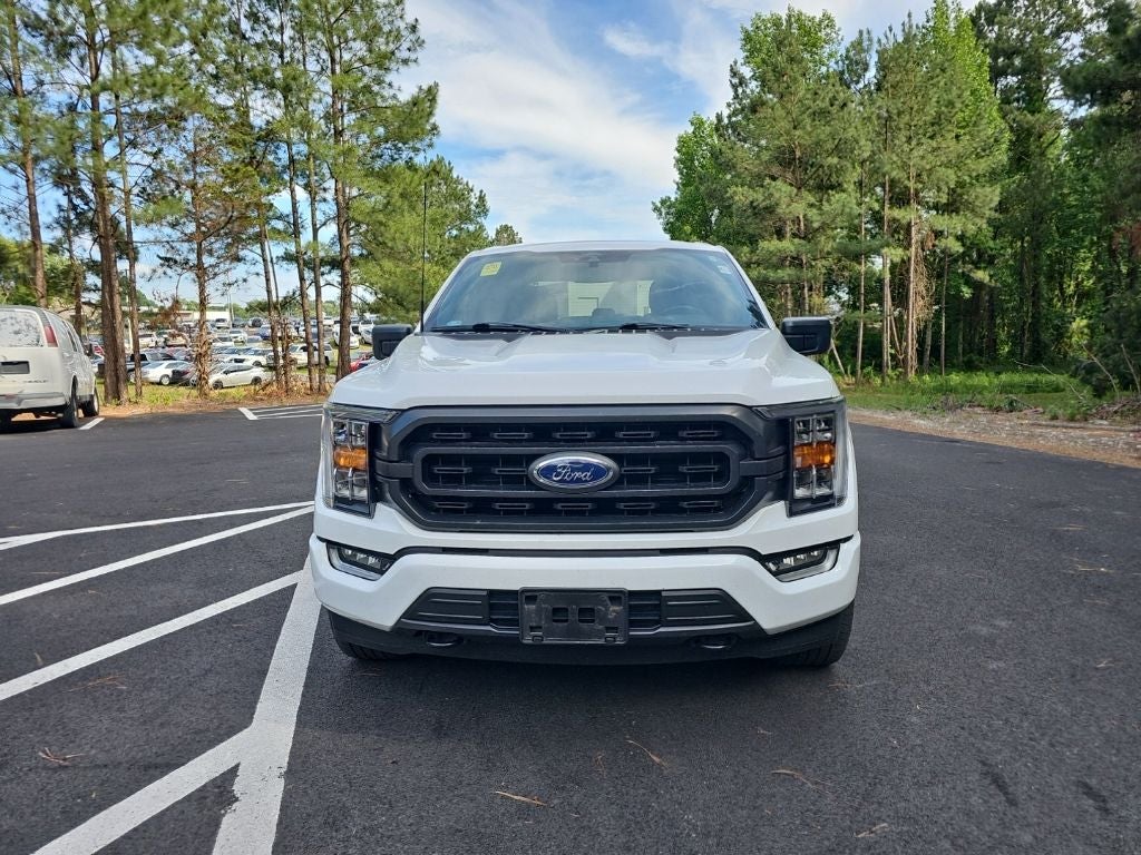 2021 Ford F-150 XLT *** ONE OWNER ** LOW MILES ***