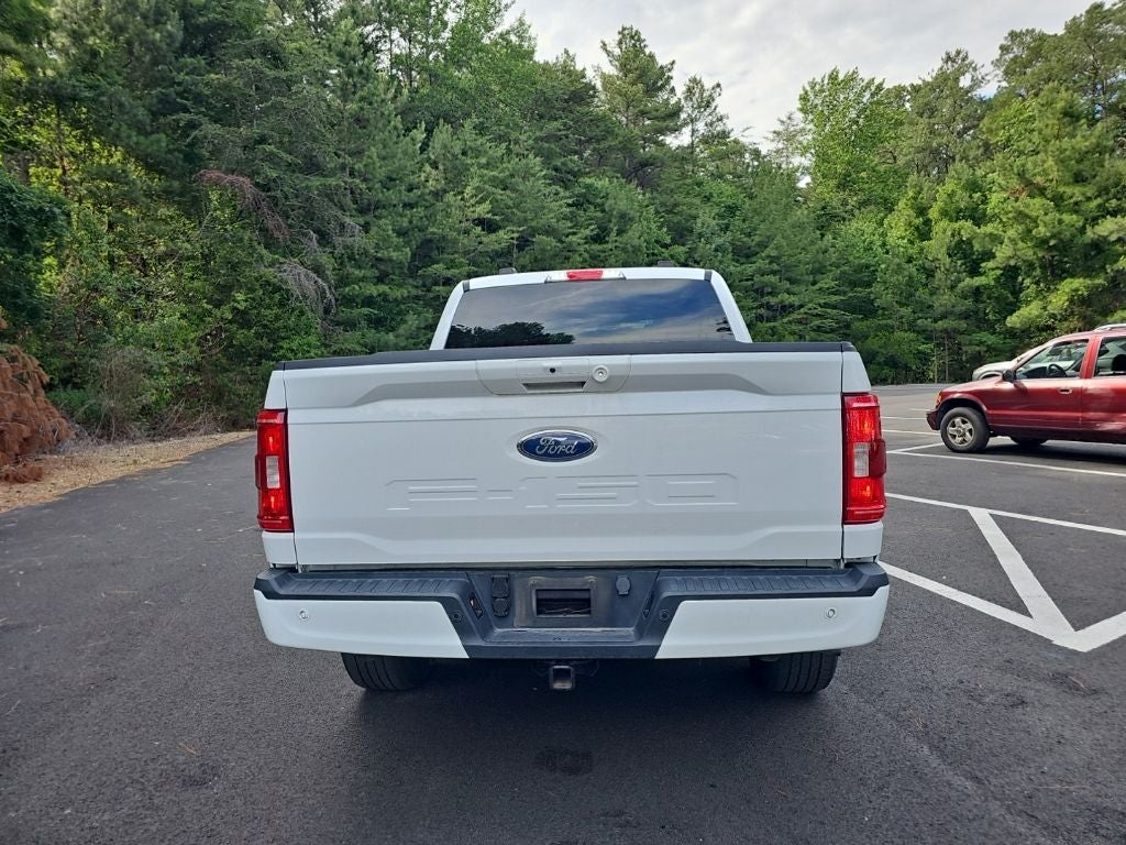 2021 Ford F-150 XLT *** ONE OWNER ** LOW MILES ***