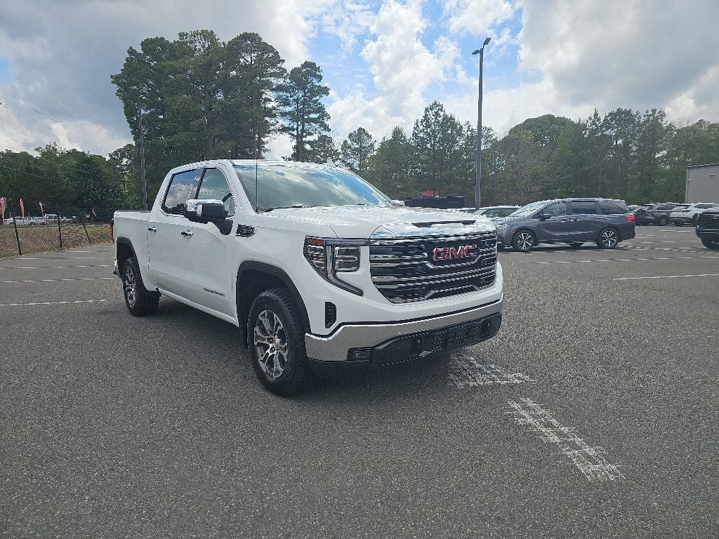 2025 GMC Sierra 1500 SLT