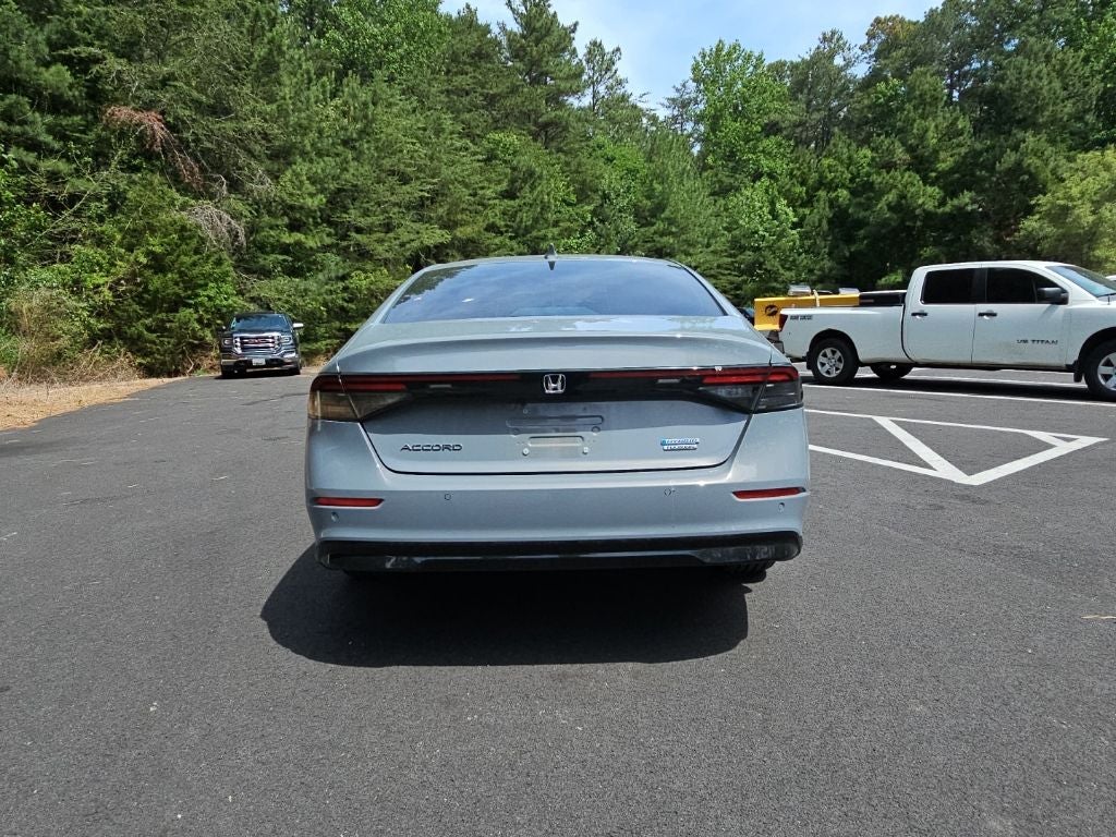 2025 Honda Accord Hybrid Touring *** LOCAL OWNED LOW MILEAGE ***