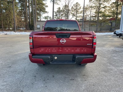 2025 Nissan Frontier SV