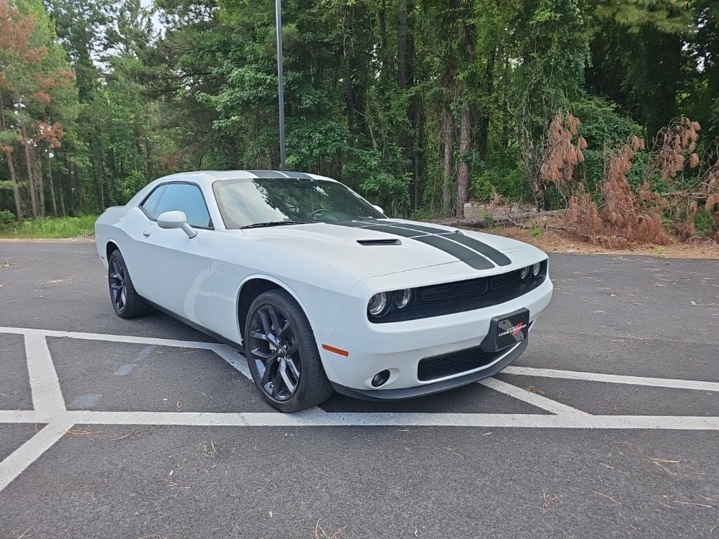 2023 Dodge Challenger SXT *** ONE OWNER ** CLEAN TRADE ***