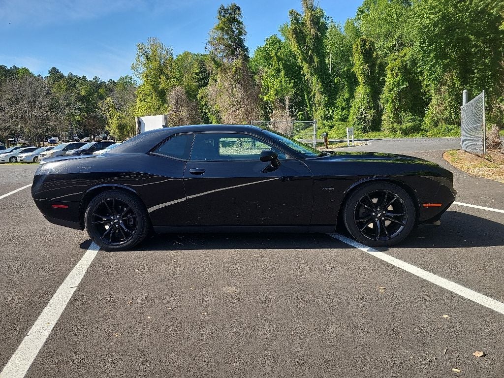 2018 Dodge Challenger R/T *** ONE OWNER ** CLEAN TRADE ***