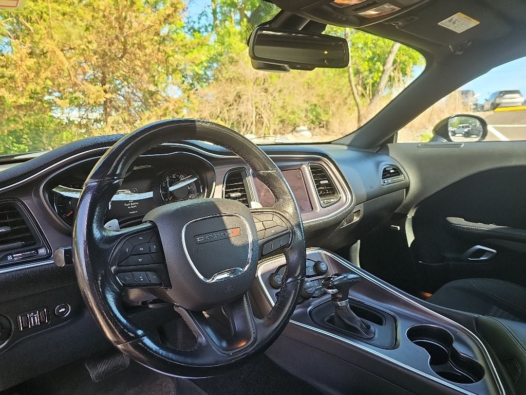 2018 Dodge Challenger R/T *** ONE OWNER ** CLEAN TRADE ***
