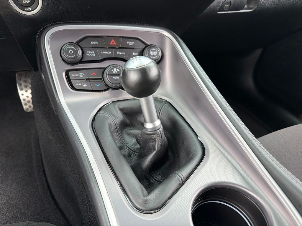 2022 Dodge Challenger R/T Scat Pack *** CLEAN TRADE ** LOW MILES ****
