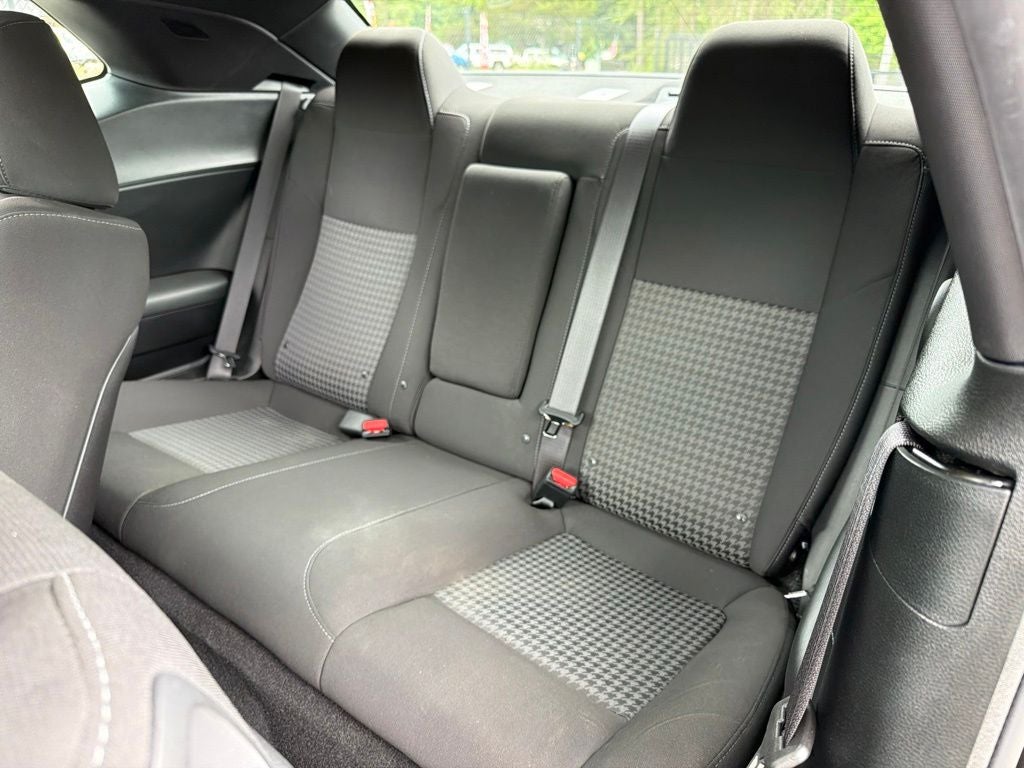 2022 Dodge Challenger R/T Scat Pack *** CLEAN TRADE ** LOW MILES ****