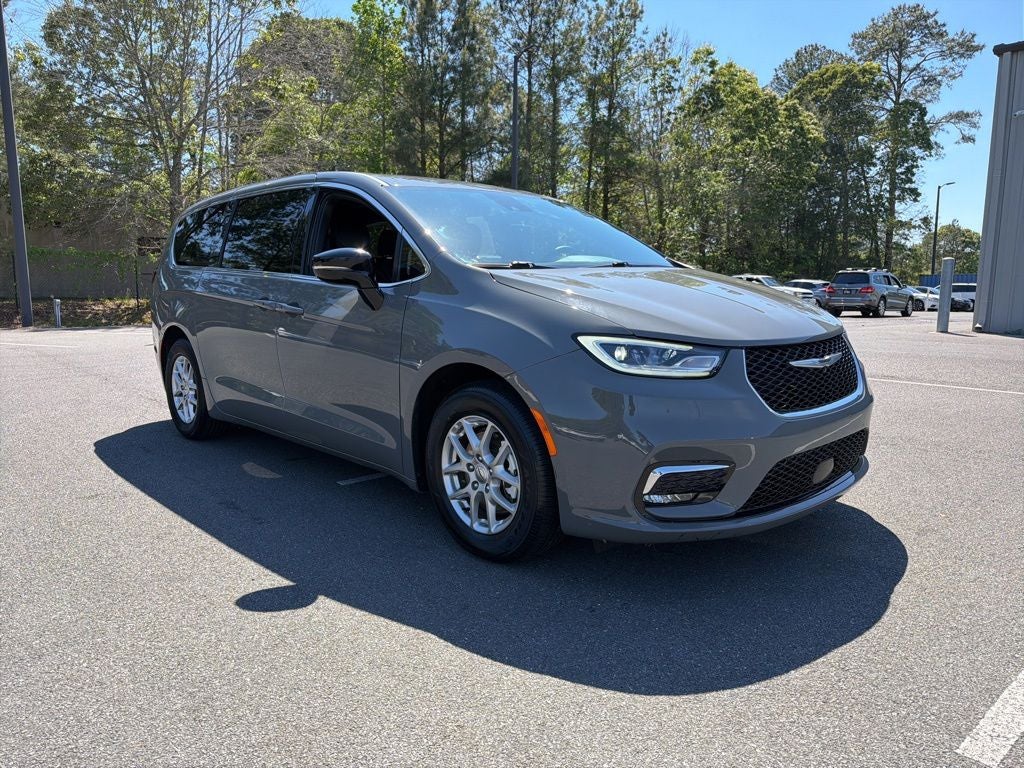 2025 Chrysler Pacifica Select *** ONE OWNER ***