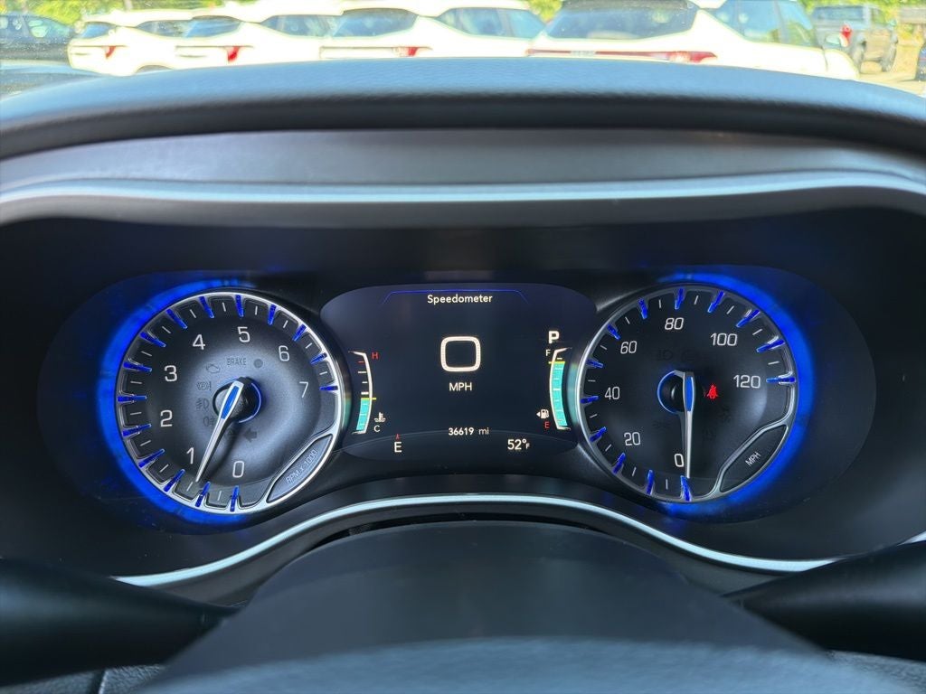 2025 Chrysler Pacifica Select *** ONE OWNER ***