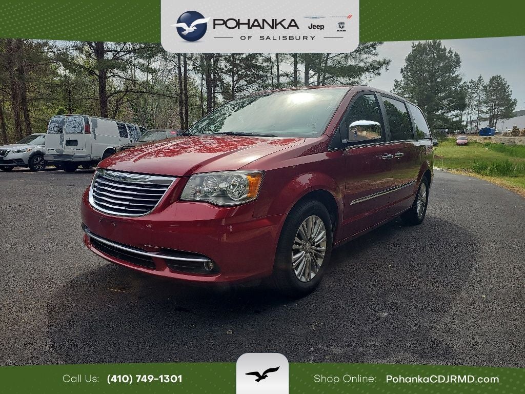 2016 Chrysler Town & Country Touring-L *** CLEAN TRADE ***