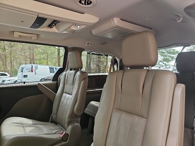 2016 Chrysler Town & Country Touring-L *** CLEAN TRADE ***