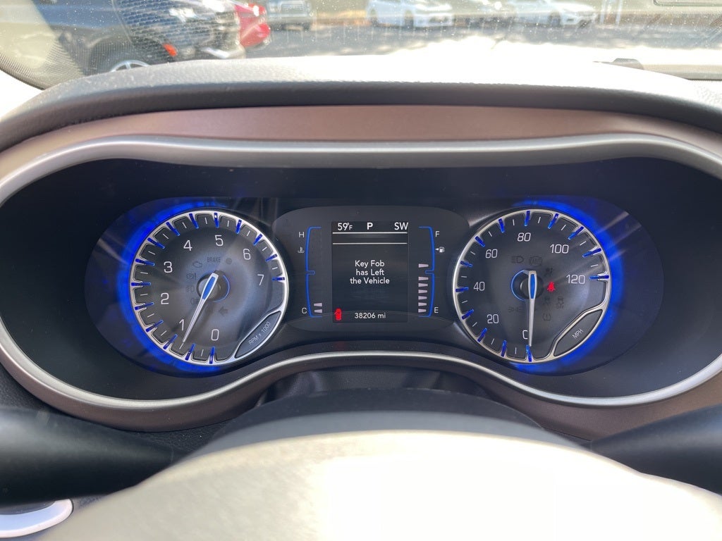 2023 Chrysler Voyager LX