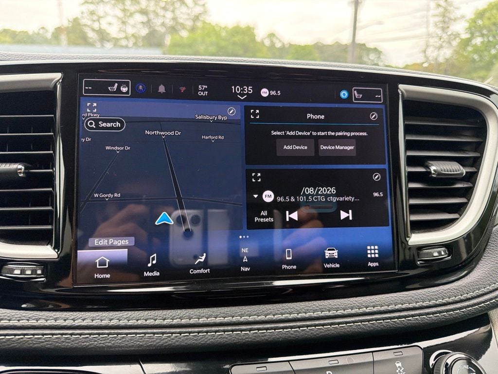 2024 Chrysler Pacifica Hybrid Select