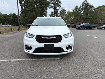 2024 Chrysler Pacifica Hybrid Select