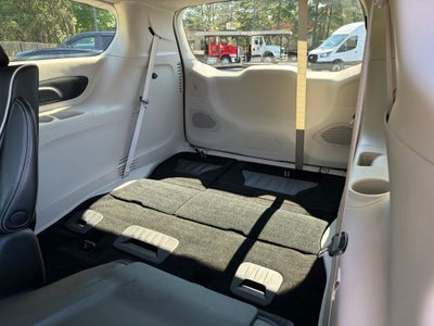 2023 Chrysler Pacifica Hybrid Limited