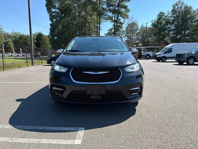 2023 Chrysler Pacifica Hybrid Limited