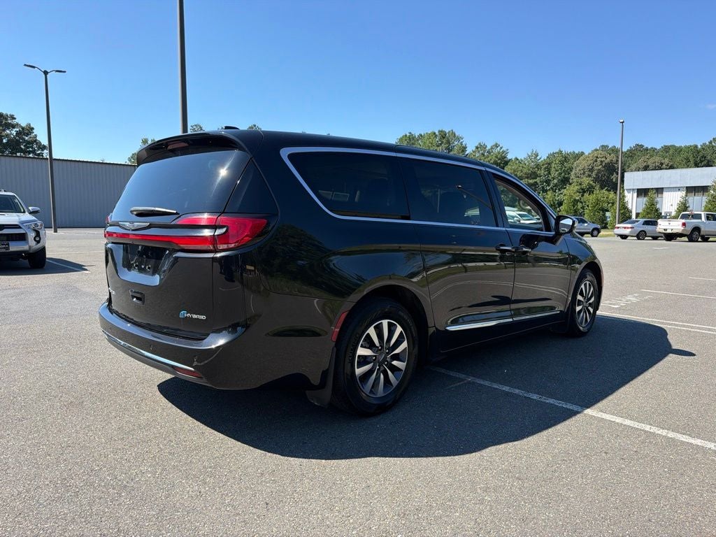 2023 Chrysler Pacifica Hybrid Limited