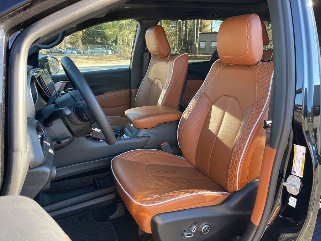 2024 Chrysler Pacifica Pinnacle