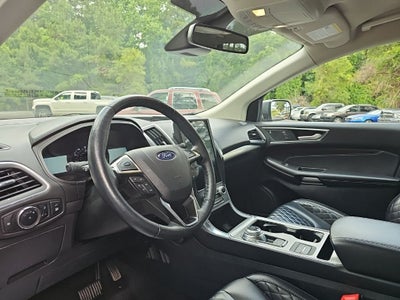 2024 Ford Edge Titanium *** ONE OWNER ***