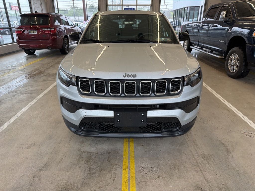 2024 Jeep Compass Sport *** ONE OWNER ** LOW MILES ***