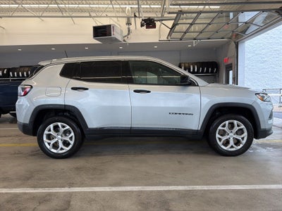 2024 Jeep Compass Sport *** ONE OWNER ** LOW MILES ***