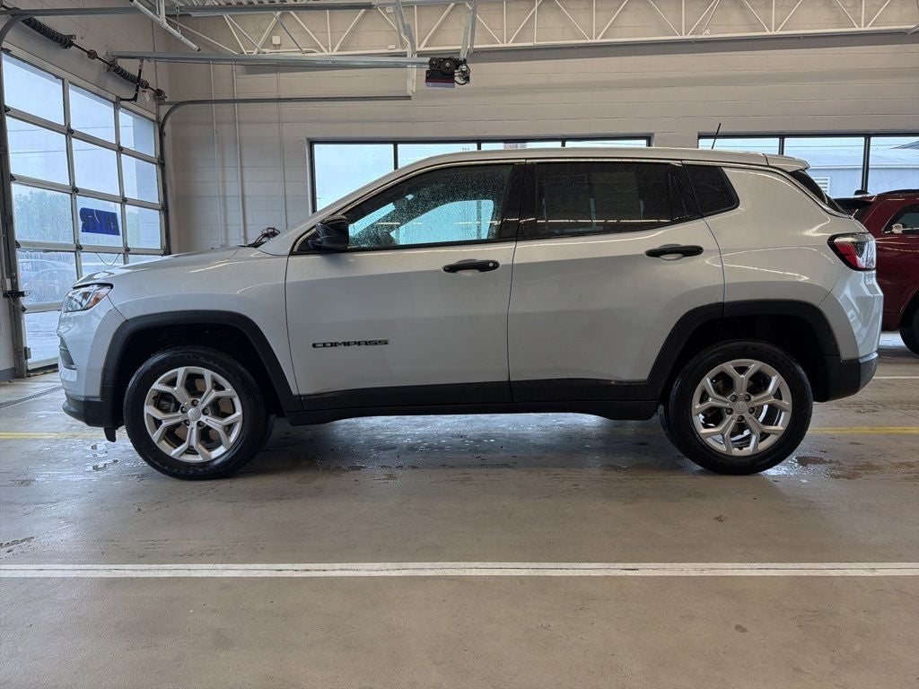 2024 Jeep Compass Sport *** ONE OWNER ** LOW MILES ***
