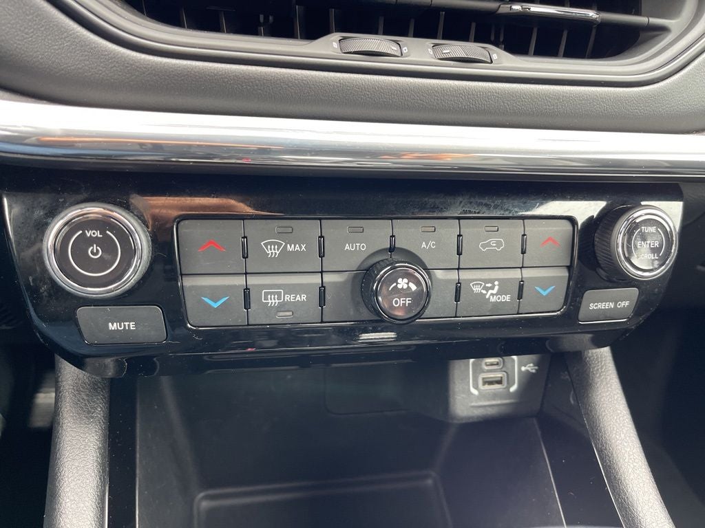 2022 Jeep Compass Limited *** ONE OWNER ** RED EDITION ***