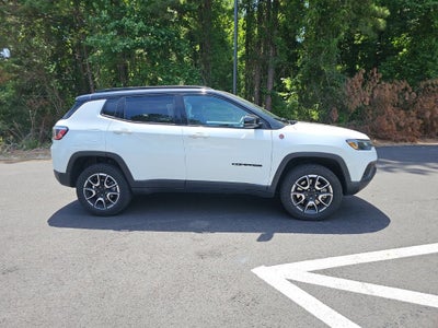 2024 Jeep Compass Trailhawk